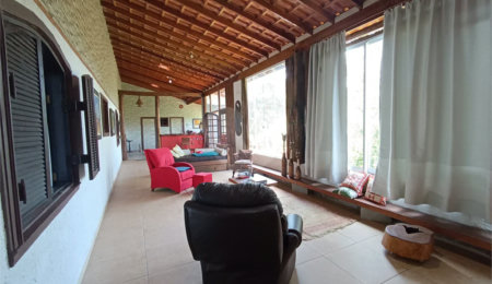 Chácara à venda com 5 quartos, sendo 3 suítes,  em Vila Darcy Penteado (mailasqui), São Roque, SP