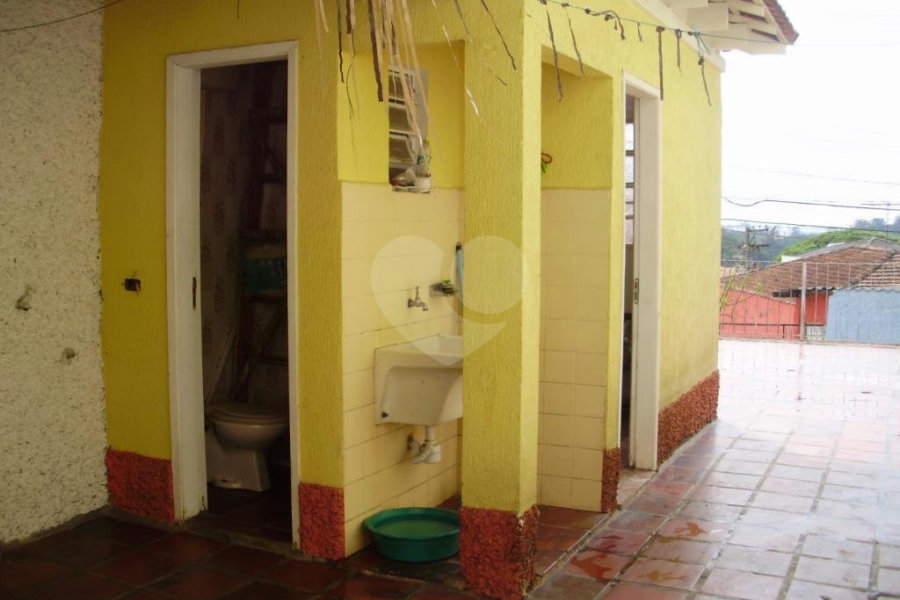 Sobrado à venda com 3 quartos, sendo 1 suíte, em Horto, São Paulo, SP