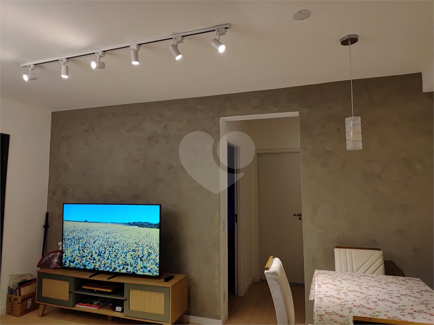 Apartamento à venda com 2 quartos, sendo 1 suíte, em Vila Rosália, Guarulhos, SP