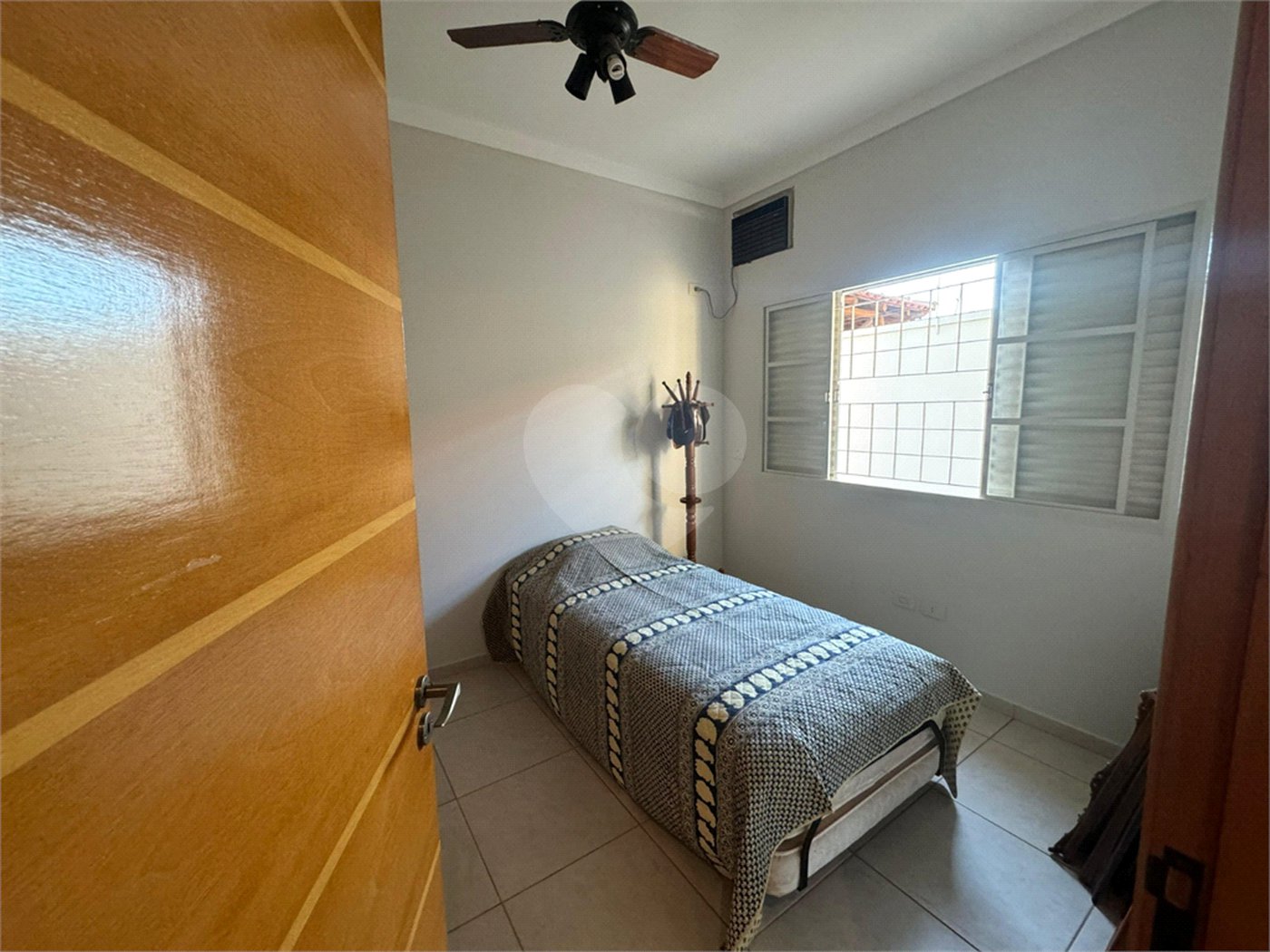 Casa à venda com 3 quartos, sendo 1 suíte, em Ipê, Três Lagoas, MS
