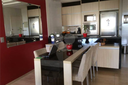 Apartamento à venda com 3 quartos, sendo 1 suíte,  em Vila Progredior, São Paulo, SP