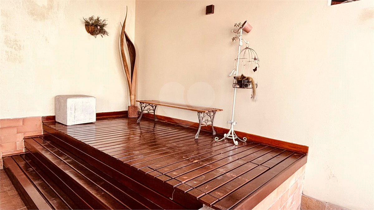 Sobrado à venda com 3 quartos, sendo 1 suíte, em Chácara Recanto Verde, Cotia, SP