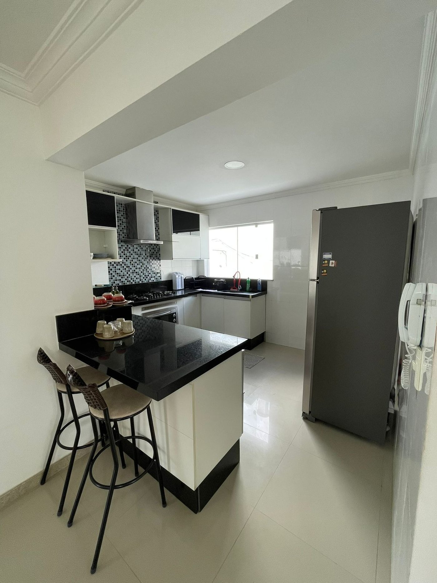 Casa à venda com 3 quartos, sendo 1 suíte, em Orla Norte, Porto Seguro - BA