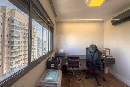 Apartamento à venda com 3 suítes em Brooklin, São Paulo, SP