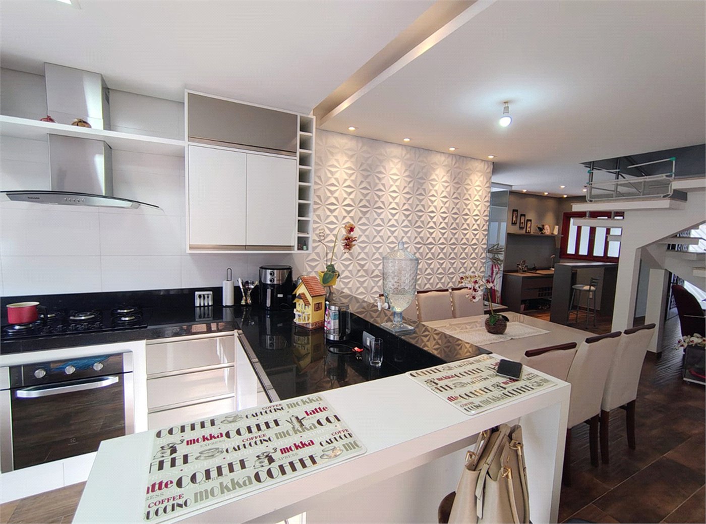 Casa à venda com 3 quartos, sendo 1 suíte, em Jardim Marambaia, Jundiaí, SP