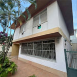 Casa com 5 dormitórios para alugar, 250 m² por R$ 10.630,00 - Ponta da Praia - Santos/SP