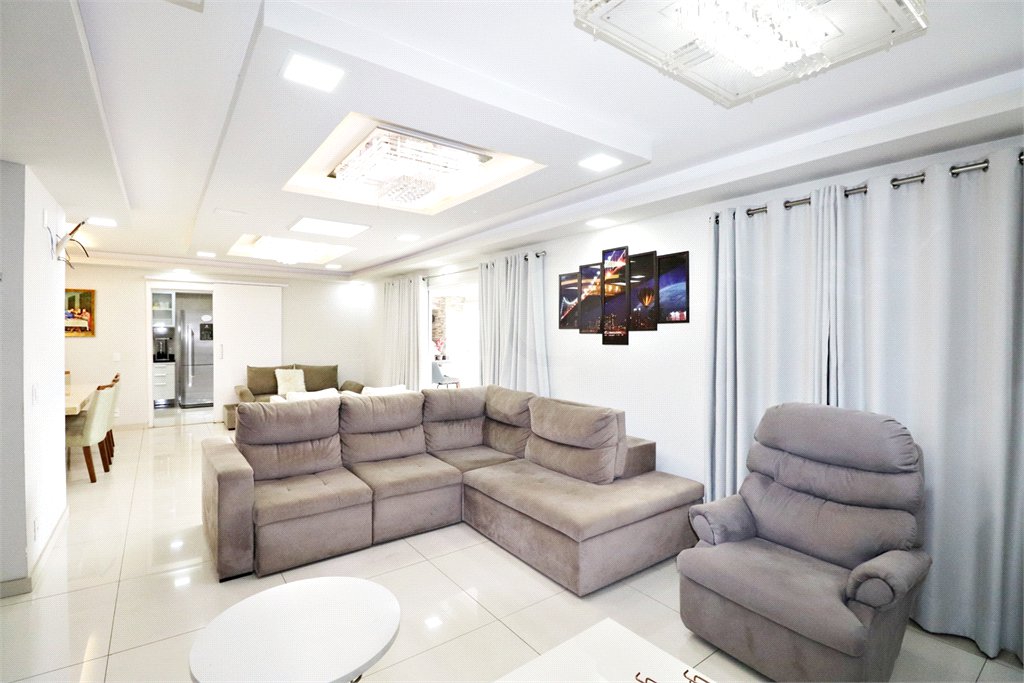 Apartamento à venda com 3 suítes em Santana, São Paulo, SP