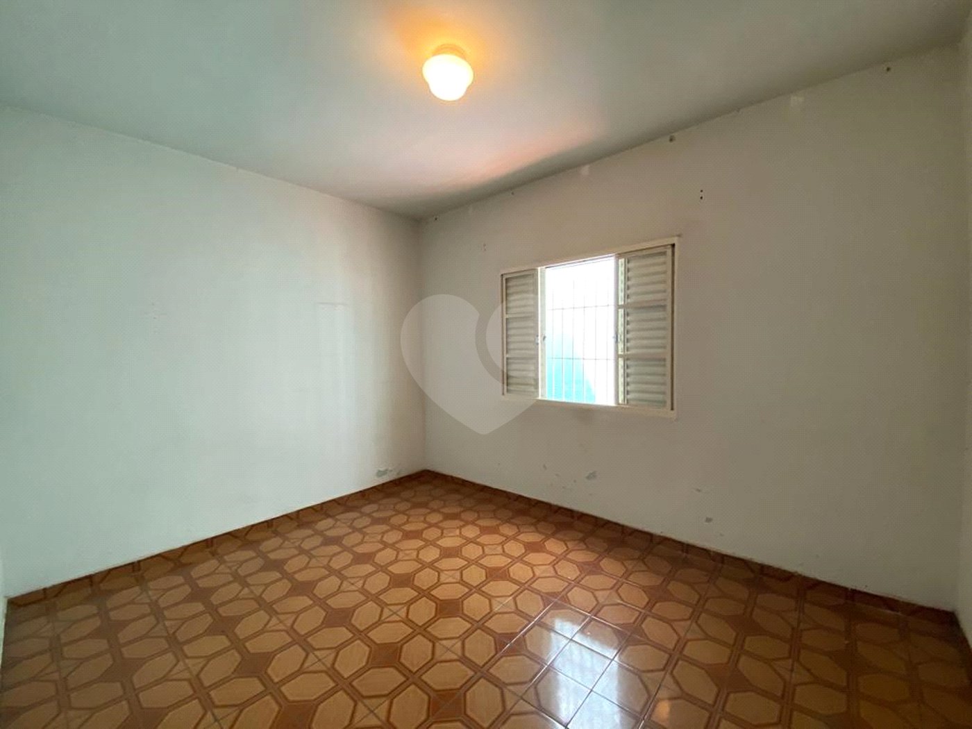 Casa à venda com 2 quartos em Horto, São Paulo, SP