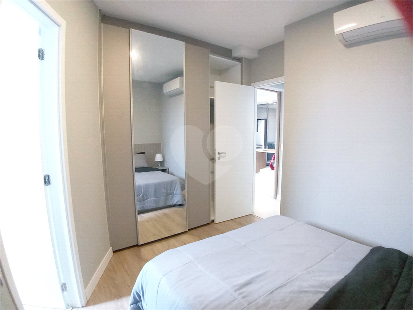 Apartamento à venda com 2 quartos, sendo 1 suíte, em Santa Teresinha, São Paulo, SP