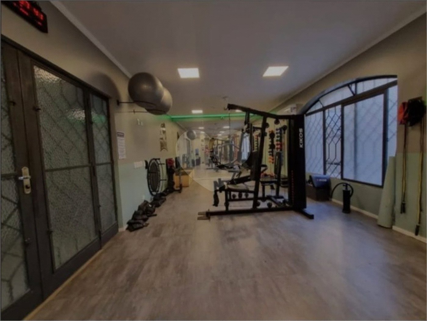 Apartamento à venda com 2 quartos em Moema, São Paulo, SP