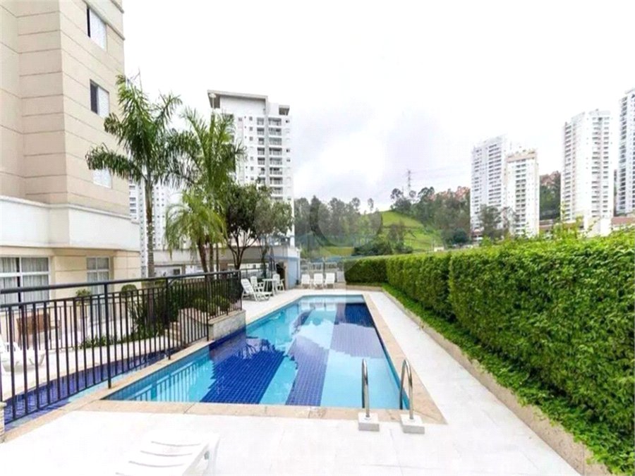 Apartamento à venda com 3 quartos, sendo 1 suíte, em Vila Andrade, São Paulo, SP