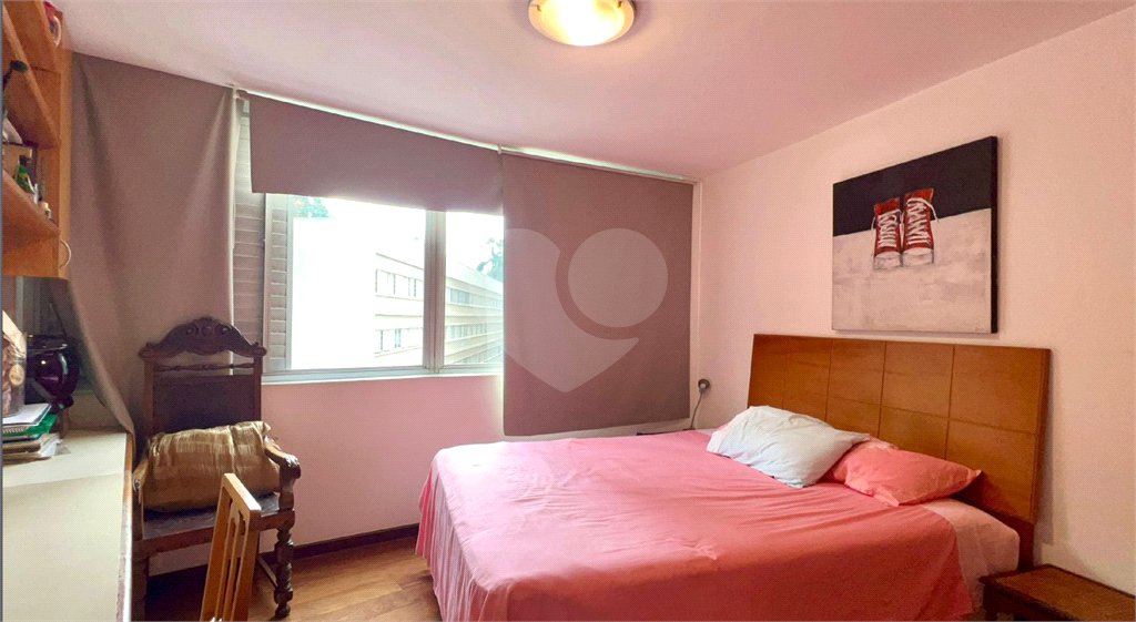 Apartamento à venda com 3 quartos, sendo 1 suíte, em Jardim Paulistano, São Paulo, SP