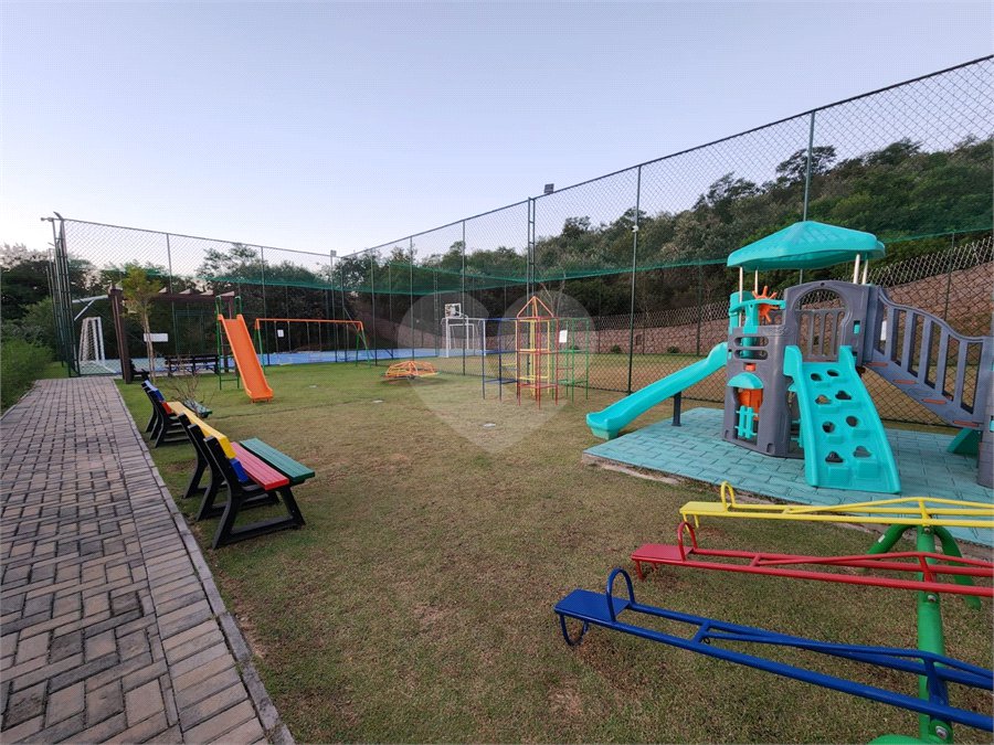 Terreno à venda no condomínio Residencial Jardim Primavera, Louveira - SP