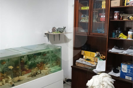 Casa à venda com 5 quartos, sendo 1 suíte, em Bangu, Rio de Janeiro, RJ