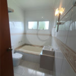 Casa à venda com 5 suítes no condomínio Vila Hípica I, Vinhedo - SP
