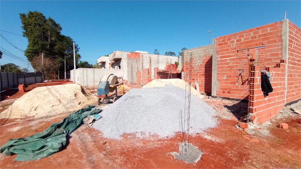 Casa à venda com 2 quartos em Vila Progresso, Itapetininga, SP