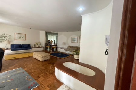 Apartamento à venda com 3 quartos, sendo 1 suíte,  em Brooklin Paulista, São Paulo, SP