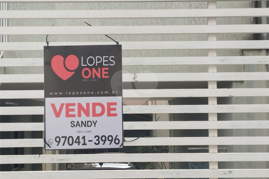 Casa à venda com 5 quartos, sendo 1 suíte, em Vila Medeiros, São Paulo, SP