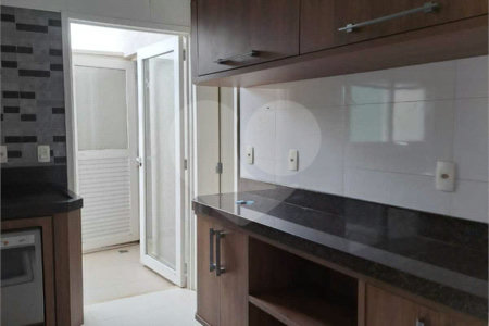 Casa à venda com 3 quartos, sendo 1 suíte, no condomínio Terra Nobre, Indaiatuba - SP