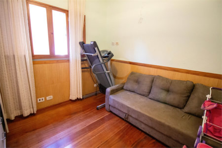Casa à venda ou para alugar com 4 quartos, sendo 1 suíte, no Centro, São Roque, SP