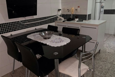 Apartamento Residencial à venda, Gonzaga, Santos - AP0761.