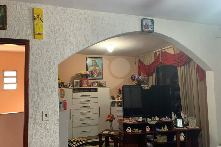 Sobrado à venda com 3 quartos em Jaraguá, São Paulo, SP