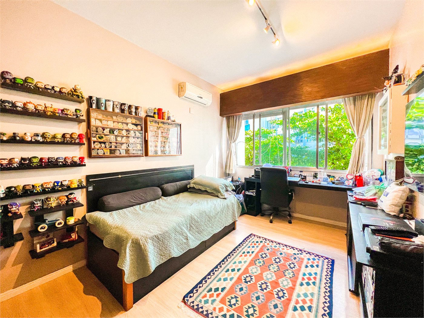 Apartamento à venda com 4 quartos, sendo 1 suíte, em Copacabana, Rio de Janeiro, RJ