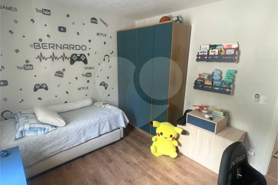 Sobrado à venda com 3 quartos, sendo 1 suíte,  em Vila Irmãos Arnoni, São Paulo, SP