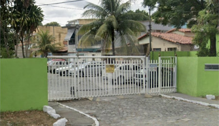 Casa à venda ou para alugar com 2 quartos, sendo 1 suíte, no condomínio Sem Nome Estrada Guandu do Sapê 1444, Rio de Janeiro - RJ