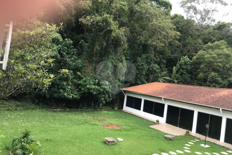 Casa à venda com 4 suítes no condomínio Alpes da Cantareira, Mairiporã - SP