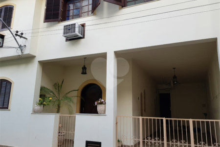 Casa de Vila à venda com 4 quartos, sendo 3 suítes,  em Tijuca, Rio de Janeiro, RJ