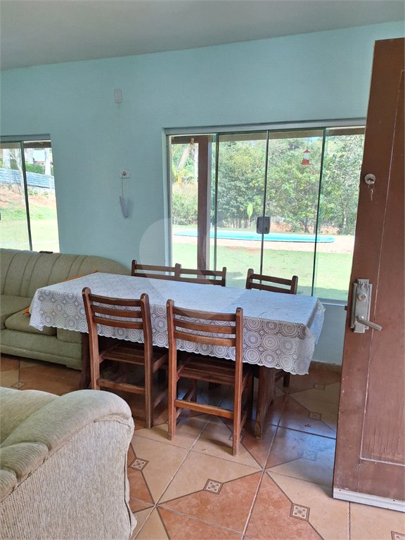 Chácara à venda ou para alugar com 3 quartos, sendo 1 suíte,  em Parque Residencial Itapeti, Mogi das Cruzes, SP