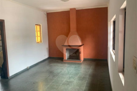 Casa à venda com 4 quartos, sendo 3 suítes, em Jardim Alvorada (zona Oeste), São Paulo, SP