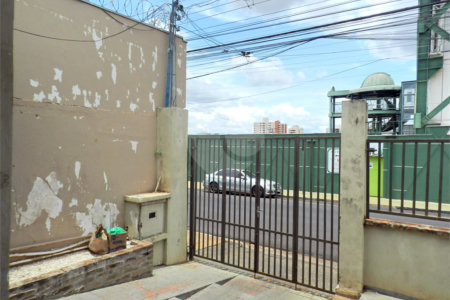 Casa à venda com 3 quartos, sendo 1 suíte,  em Jardim Sumaré, Ribeirão Preto, SP