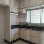 Casa à venda com 3 quartos, sendo 1 suíte, em Parque Industrial, São José dos Campos, SP