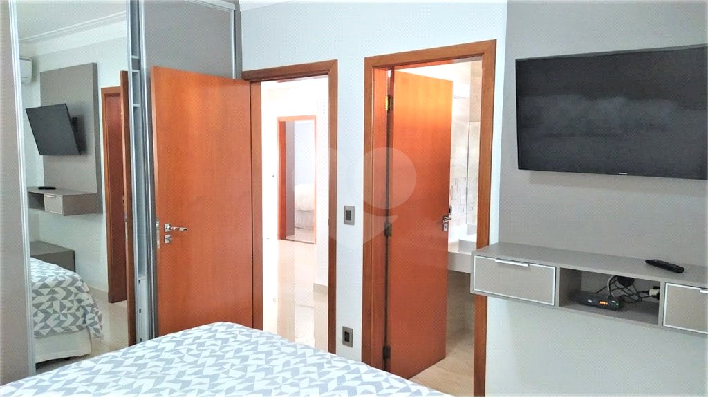 Chácara à venda com 6 quartos, sendo 4 suítes,  em Pinheirinho, Vinhedo, SP