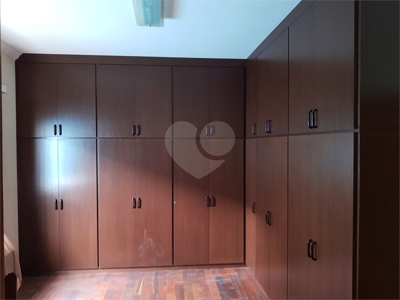 Casa à venda com 4 suítes em Tremembé, São Paulo, SP
