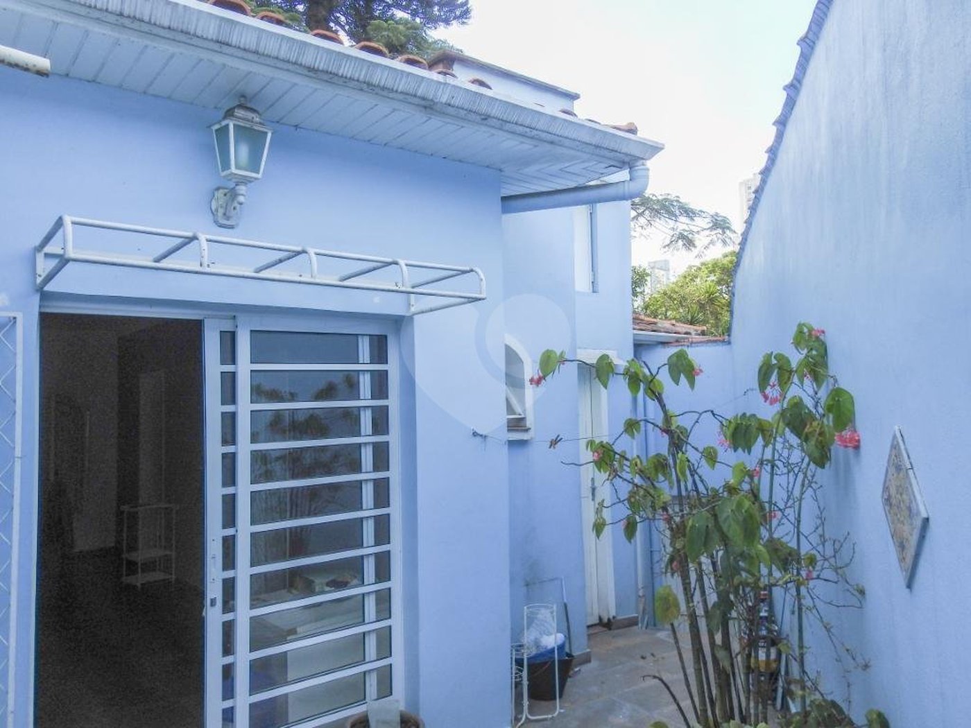 Casa Térrea à venda com 4 quartos, sendo 2 suítes, em Jardim das Bandeiras, São Paulo, SP