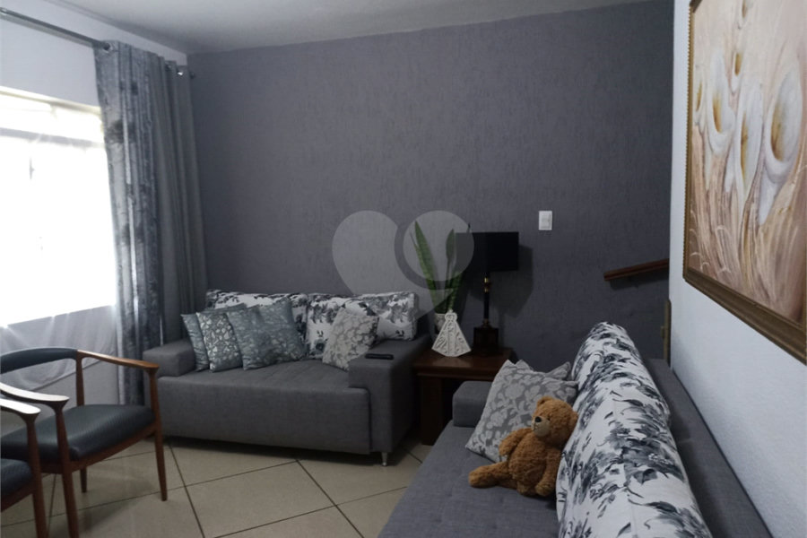 Sobrado à venda com 2 quartos em Tremembé, São Paulo, SP