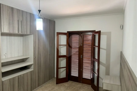 Sobrado à venda ou para alugar com 3 suítes em Vila Sônia, São Paulo, SP