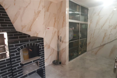 Sobrado à venda com 3 quartos, sendo 1 suíte, em Jardim Sarah, São Paulo, SP