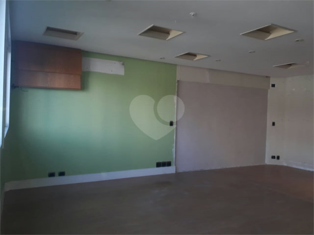 Sala à venda em Santana, São Paulo, SP
