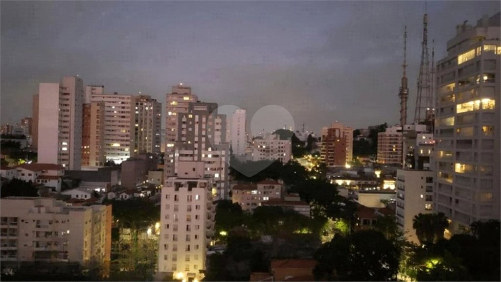 Apartamento à venda com 3 quartos, sendo 2 suítes, em Sumaré, São Paulo, SP
