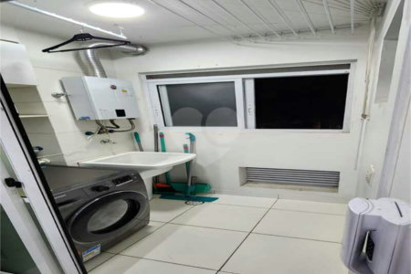 Apartamento à venda com 2 quartos, sendo 1 suíte,  em Parque Reboucas, São Paulo, SP