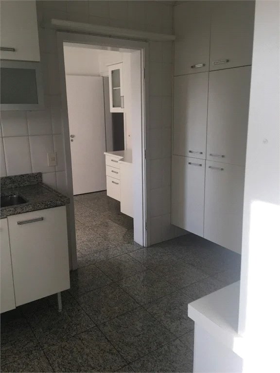 Apartamento à venda com 4 suítes em Vila Suzana, São Paulo, SP
