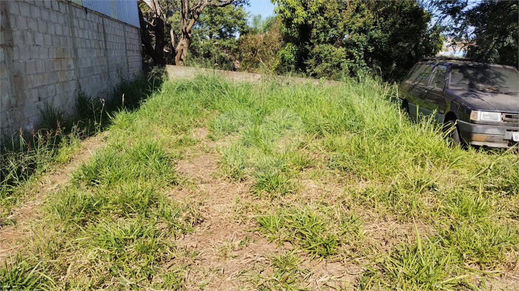 Terreno à venda com 1 suíte no condomínio Lenheiro, Valinhos - SP