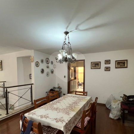 Casa à venda com 4 quartos, sendo 1 suíte, em Jardim das Vertentes, São Paulo, SP