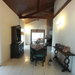 Casa à venda com 3 quartos, sendo 1 suíte,  em Retiro das Fontes, Atibaia, SP