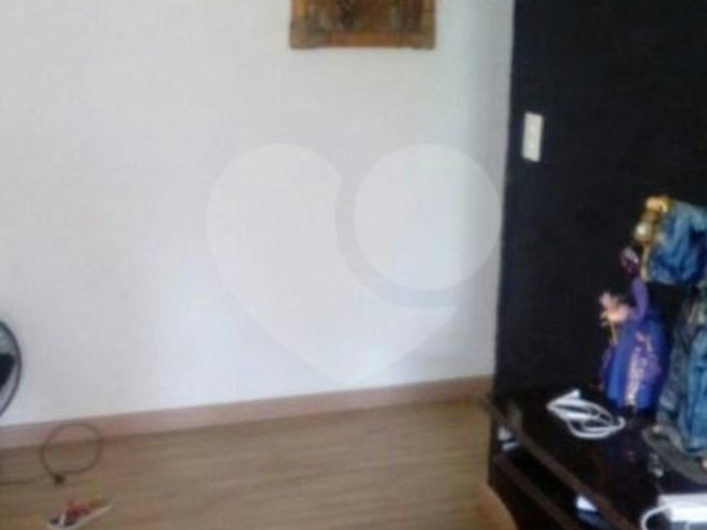 Apartamento à venda com 2 quartos em Jardim Peri, São Paulo, SP