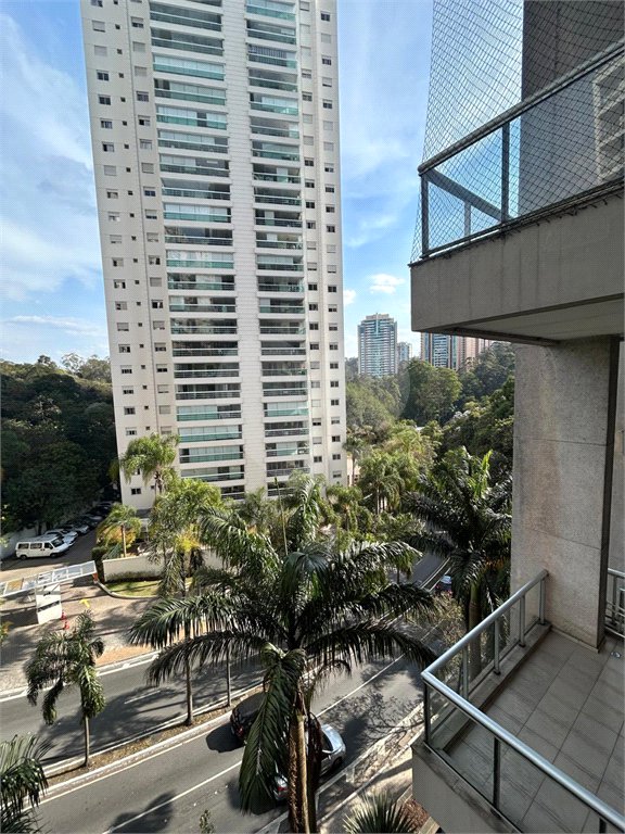 Apartamento à venda com 2 suítes em Parque do Morumbi, São Paulo, SP